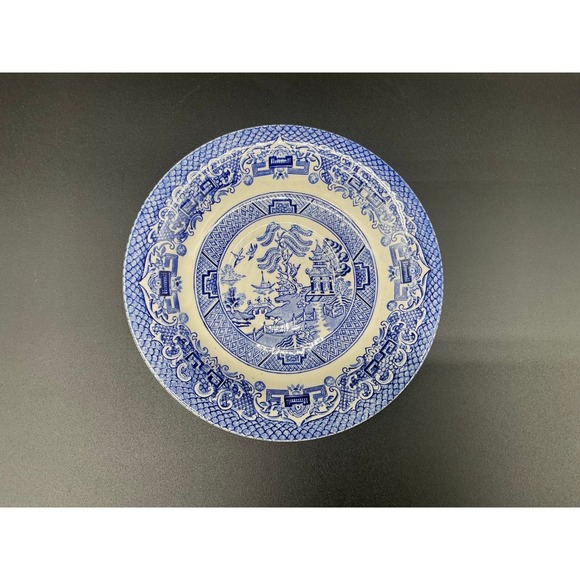 Blue Willow Plate Decorative China Display Plate Vintage Pagoda Scene ‎ 6 - Picture 1 of 3